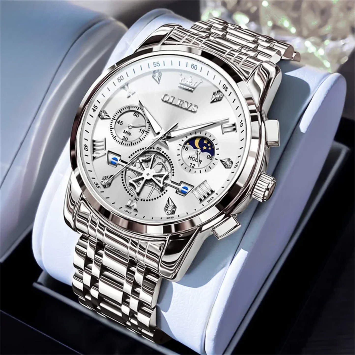 Luxury Men’s Watch with Classic Design and Modern Features