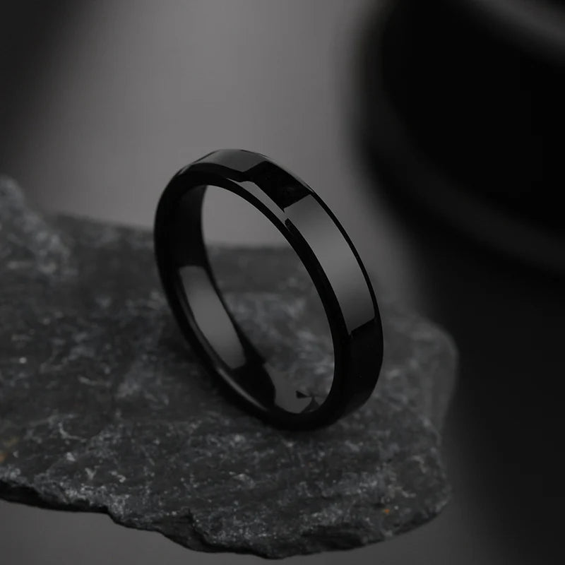 Modern Minimalist Rings – Sleek Everyday Style. 4mm