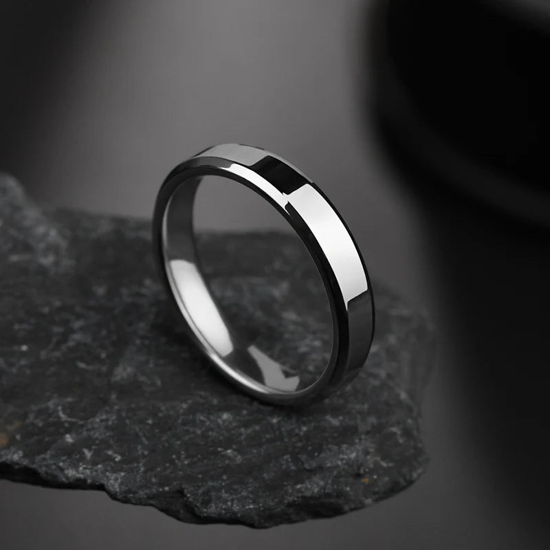 Modern Minimalist Rings – Sleek Everyday Style. 4mm