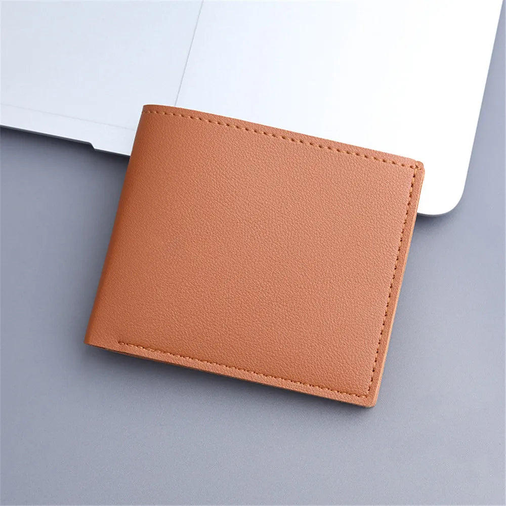 Classic Men’s Bifold Wallet – Sleek & Functional