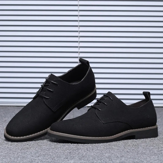 Men's Casual Shoes - Suede with Laces