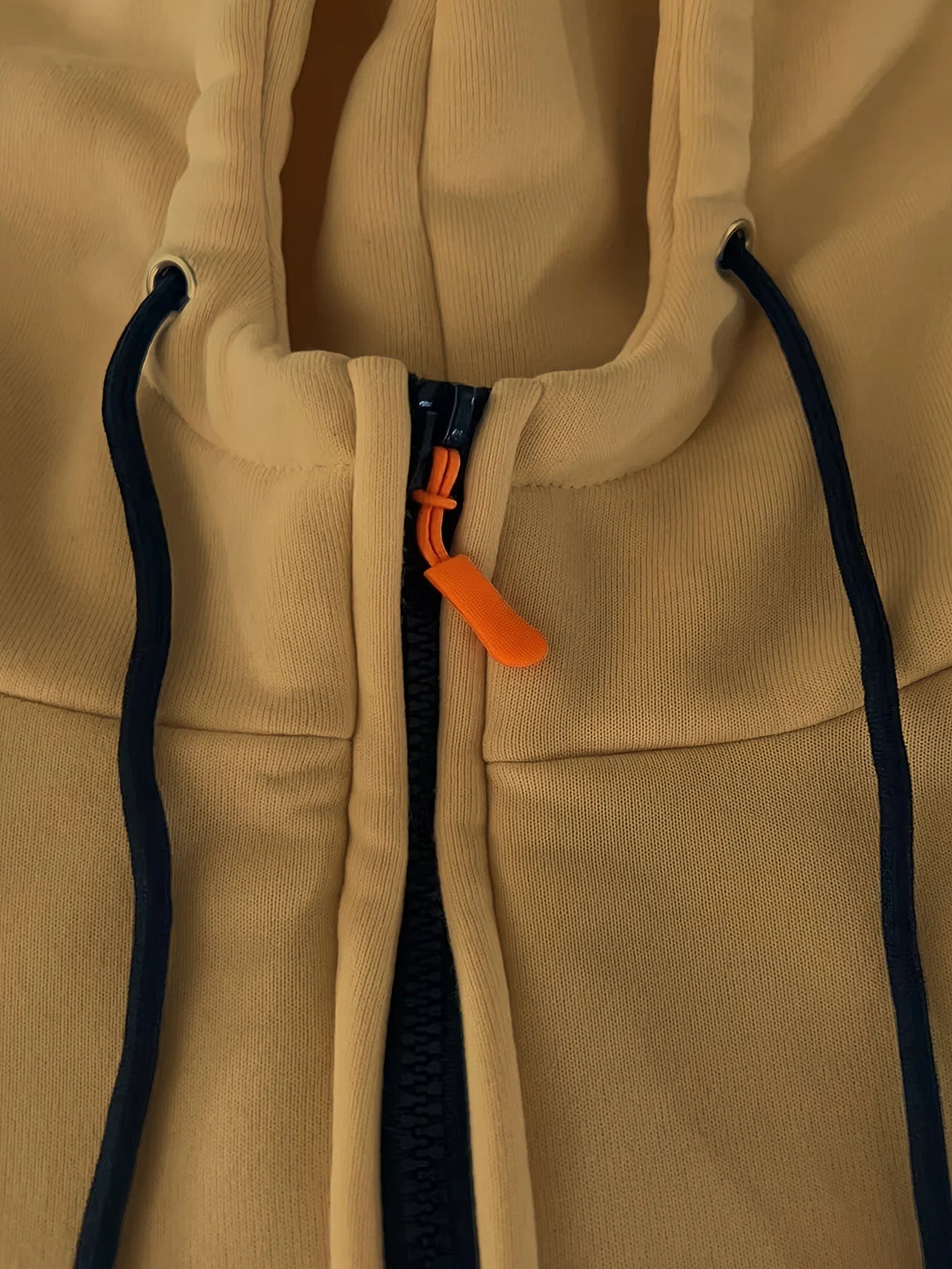 Performance Sports Hoodie – Active Edition