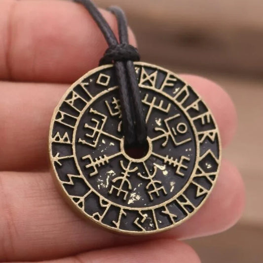 Viking Rune Necklace – Ancestral Strength and Protection