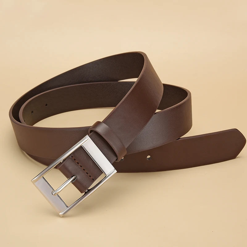Men’s Leather Belt with Classic Buckle – Timeless and Versatile