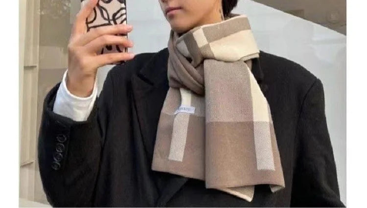 Men’s Geometric Scarf – Modern and Bold Style