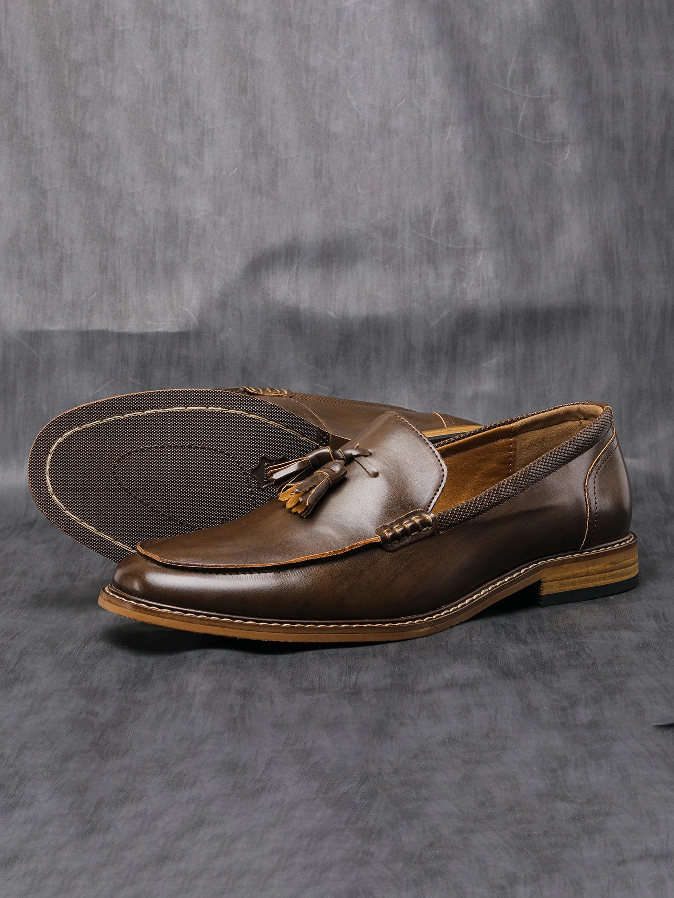 Freizeitschuhe für Herren im amerikanischen Stil – bequem, modern und luxuriös