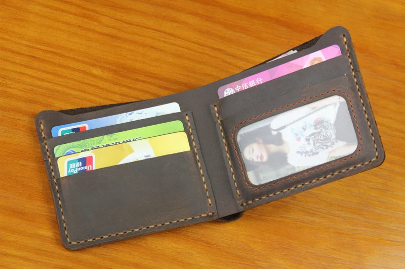Men’s Wallet – Compact Model with Coin Pocket