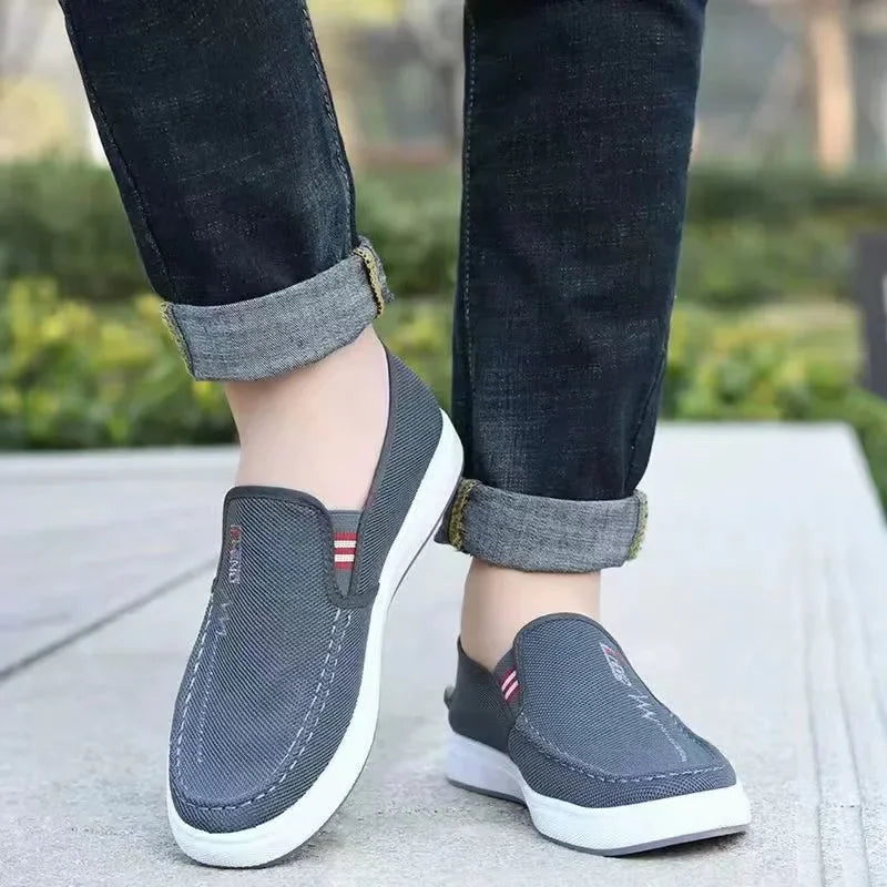 Herrenschuhe für junge Leute – Loafer für die Arbeit