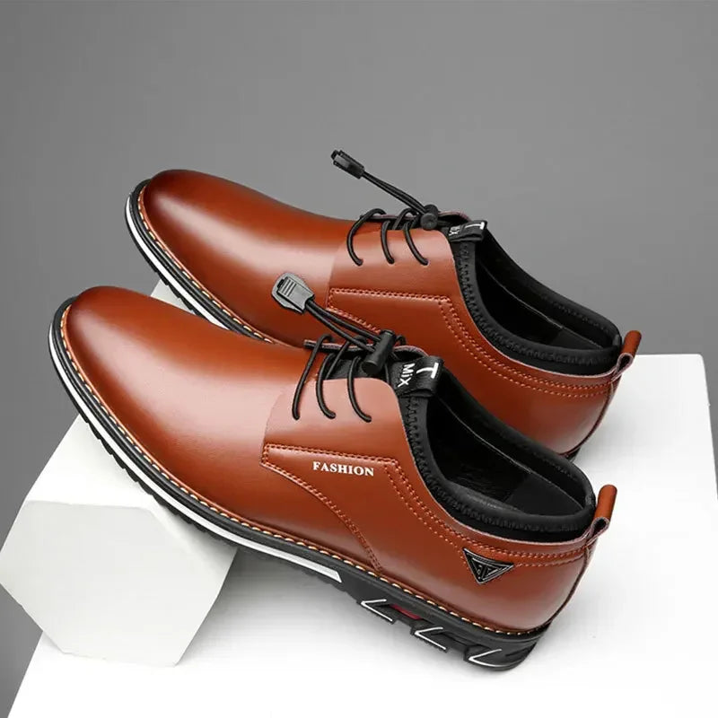 Freizeitschuhe im britischen Stil für Herren – Hochwertige Schuhe aus Kunstleder