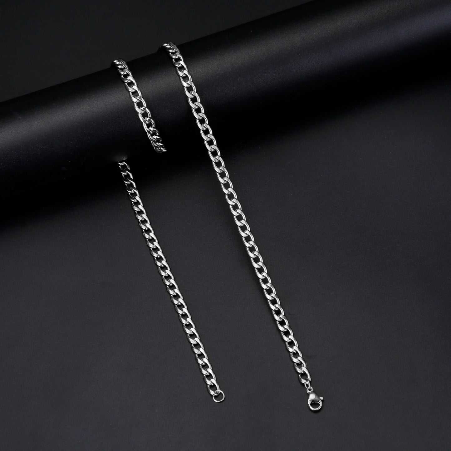 Stainless Steel Curb Chain Necklace – Multiple Thickness Options