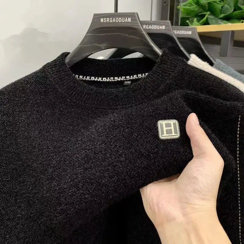 Men’s Minimalist Knit Sweater with Inner Warm Lining – Timeless Comfort with Urban Sophistication