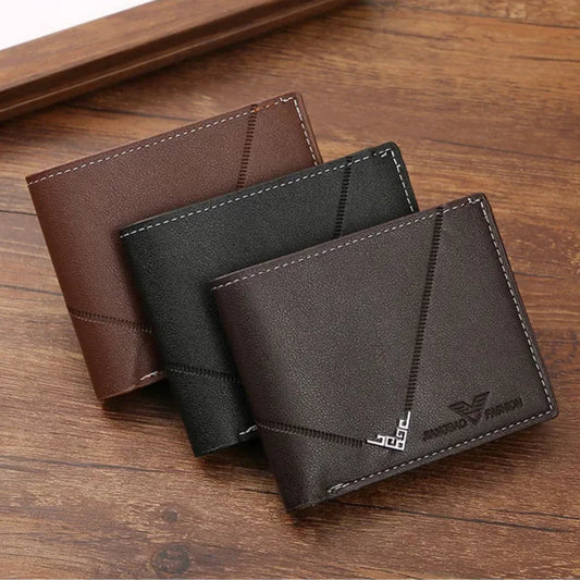 Men’s Bifold Wallet with Elegant Stitch Detailing – Slim and Functional