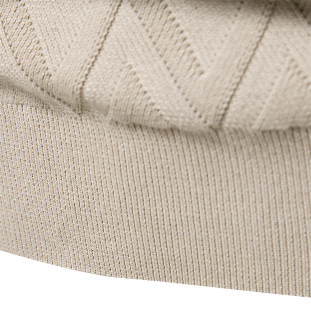 Men’s Diamond Knit Sweater – Subtle Elegance for Cold Days