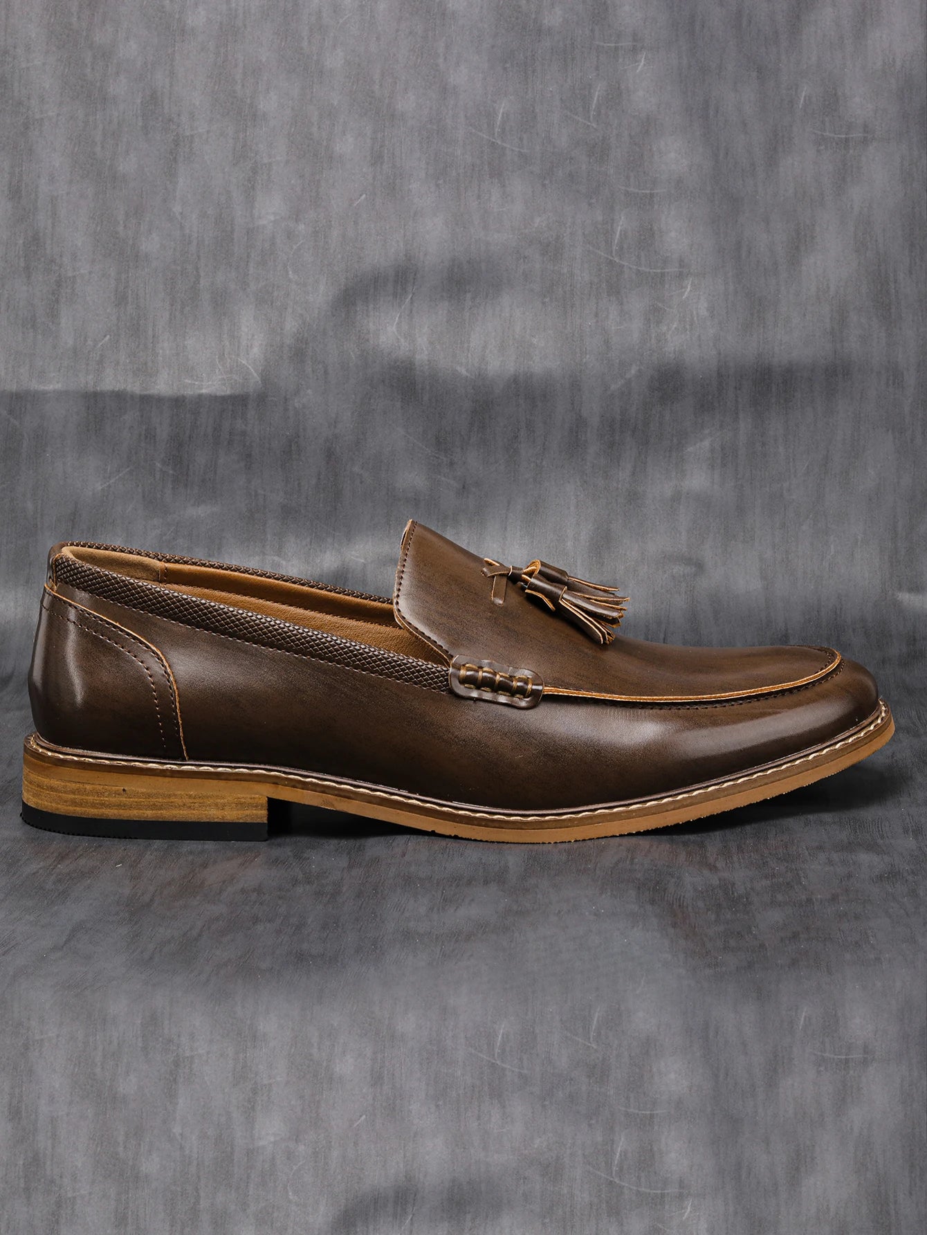 Freizeitschuhe für Herren im amerikanischen Stil – bequem, modern und luxuriös
