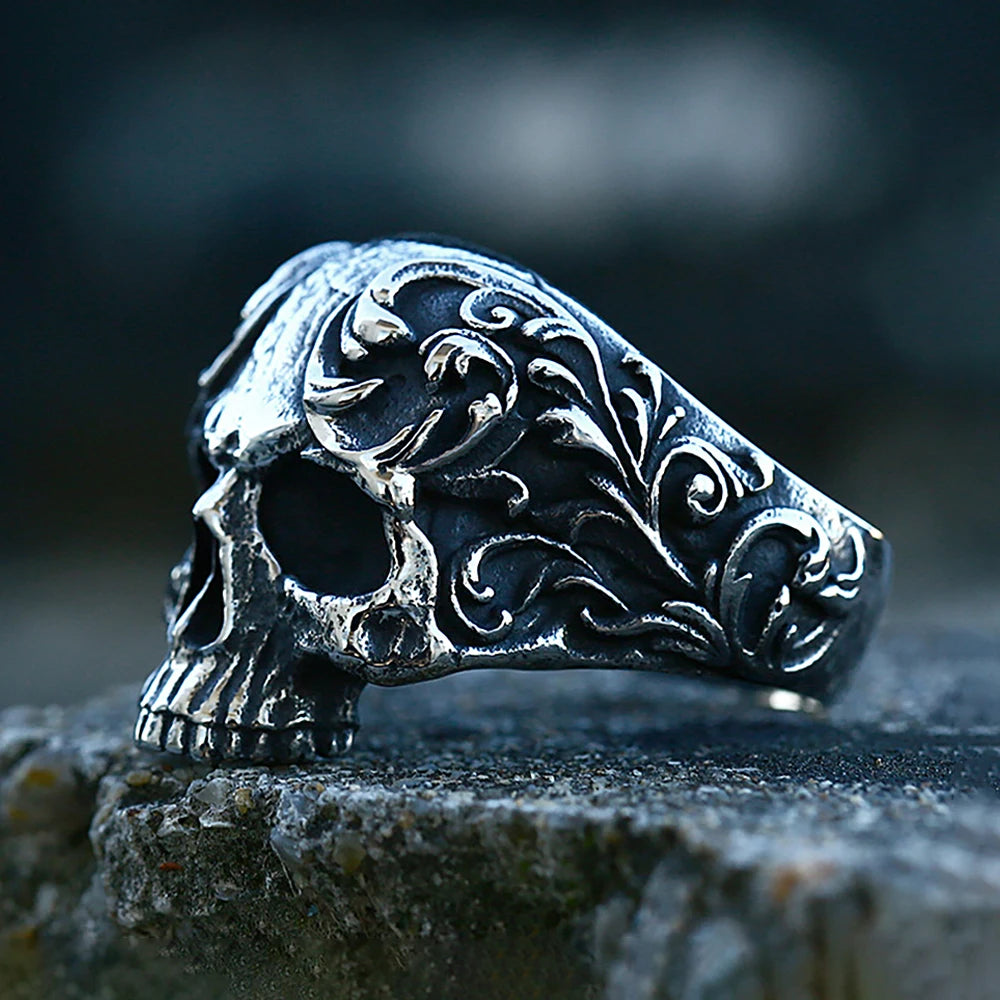 Baroque Skull Ring – Gothic Stainless Steel Statement Jewelry for Men