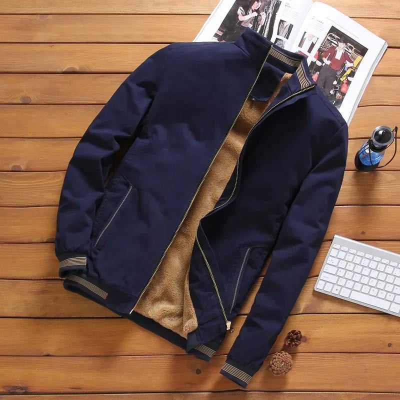 Men’s Casual Jacket with Thermal Lining and Modern Design