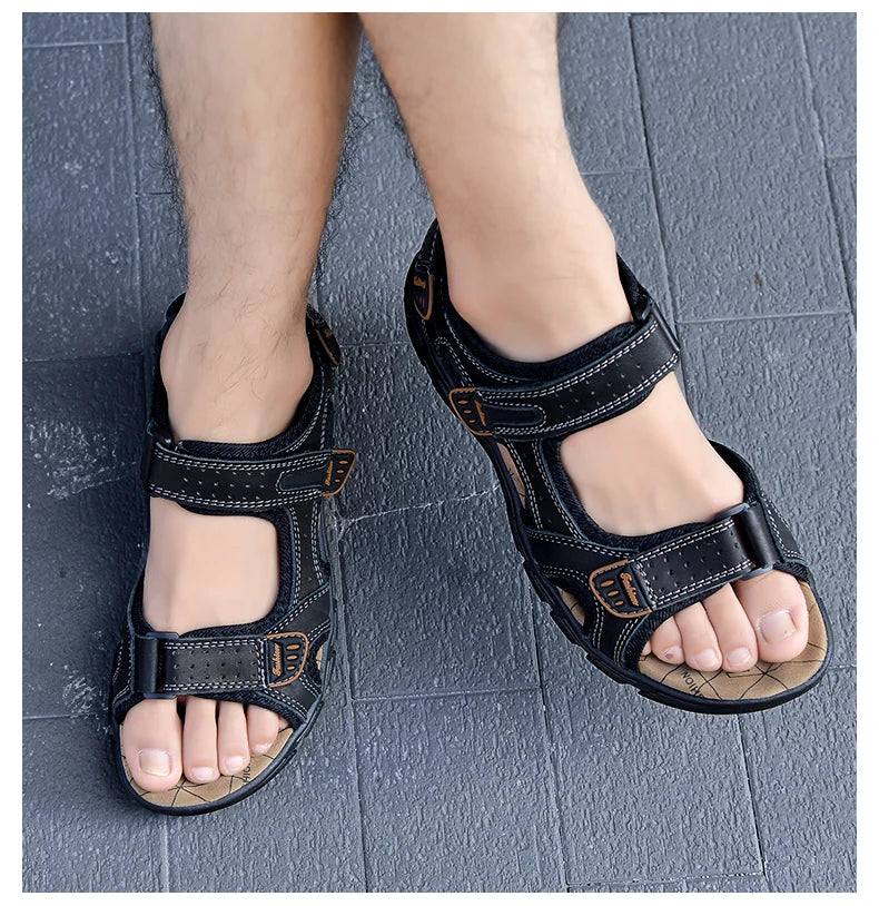 Klassische Herrensandalen aus echtem Leder – für den Sommer, lässige leichte Sandalen