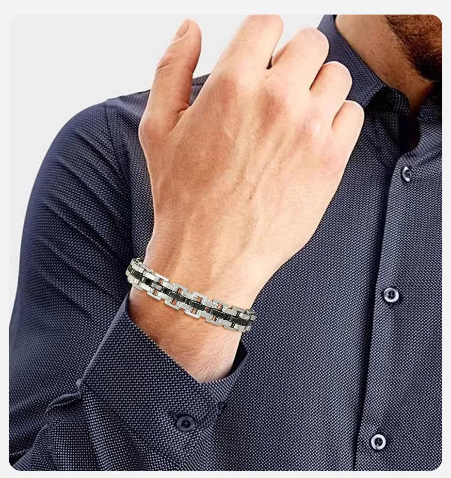 Men’s Stainless Steel Bracelet – Strength and Sophistication