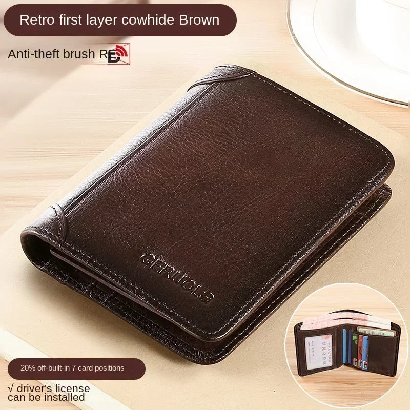 Men’s Leather Wallet with Classic Design and Reinforced Stitching