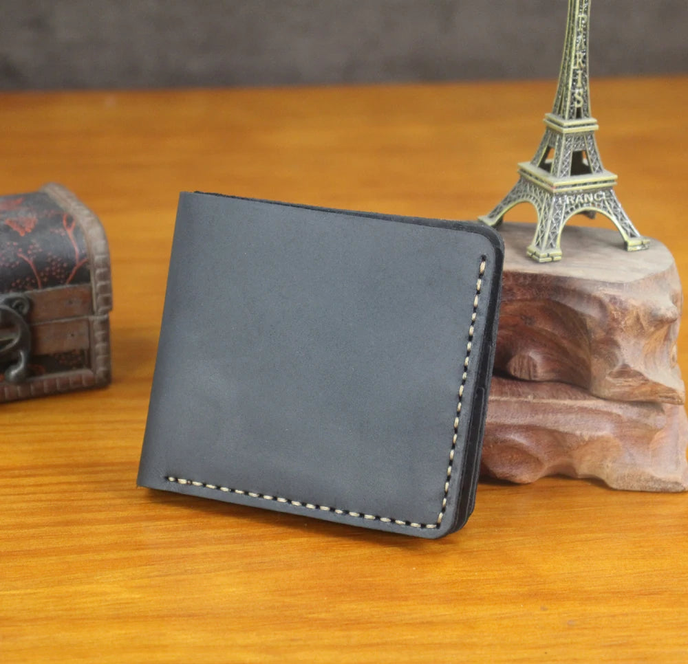 Men’s Wallet – Compact Model with Coin Pocket