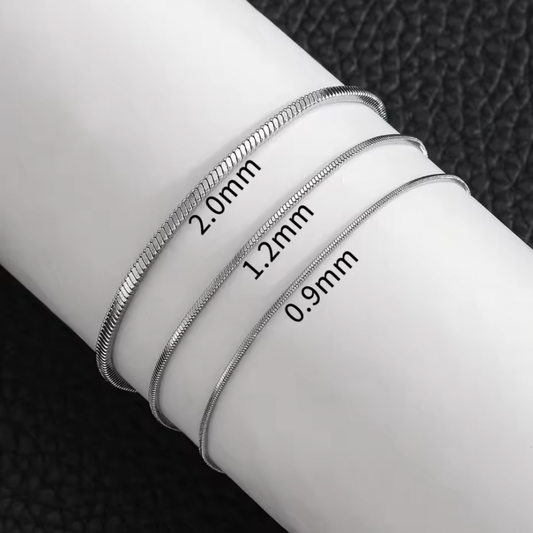 Men’s Slim Stainless Steel Bracelet – Gold or Silver