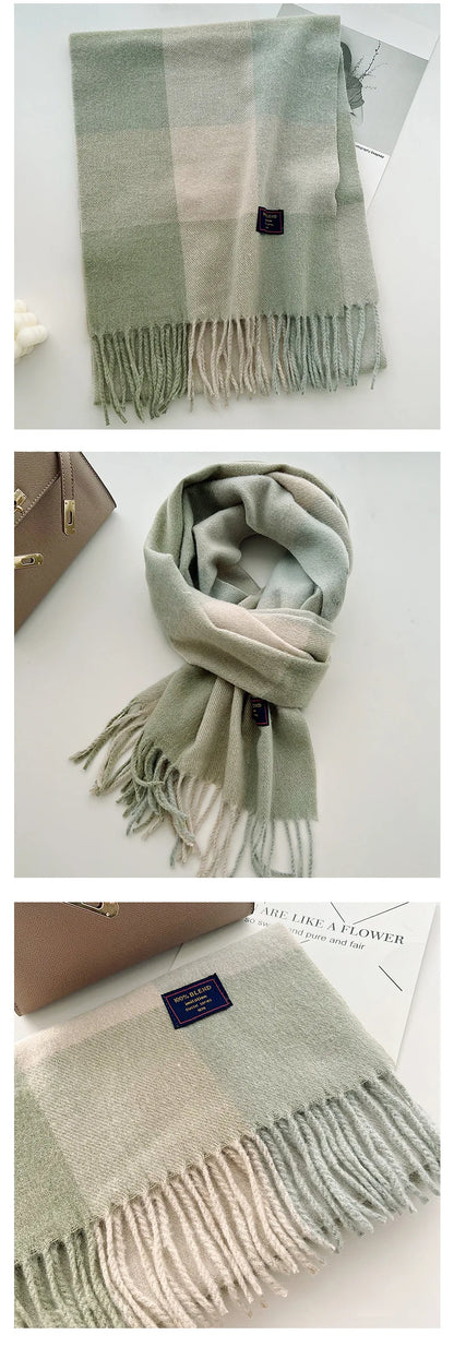 Classic Checkered Scarf with Fringes – Style and Comfort