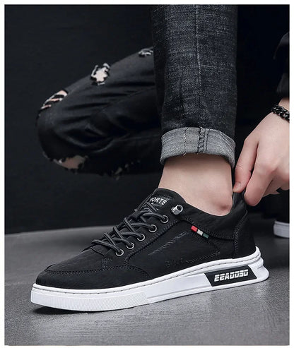 Men's Casual Lace-up Sneakers - Low and Modern Casual Shoes