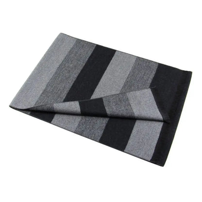 Men’s Modern Patterned Scarf – Style and Sophistication