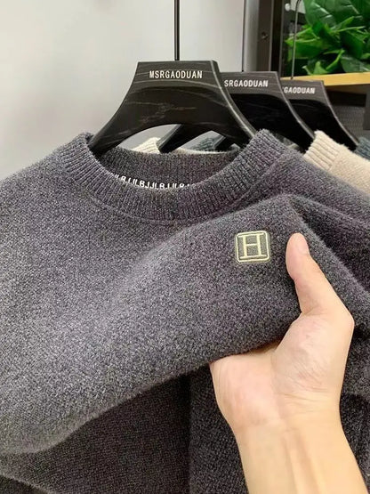 Men’s Minimalist Knit Sweater with Inner Warm Lining – Timeless Comfort with Urban Sophistication