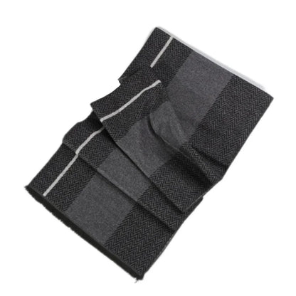 Men’s Modern Patterned Scarf – Style and Sophistication