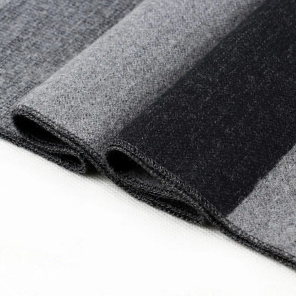 Men’s Modern Patterned Scarf – Style and Sophistication