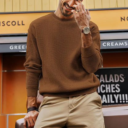 Urban Classic: Solid Color Wedge-Top Pullover Sweater for Men – Soft Knit & Stylish Fit