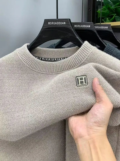 Men’s Minimalist Knit Sweater with Inner Warm Lining – Timeless Comfort with Urban Sophistication