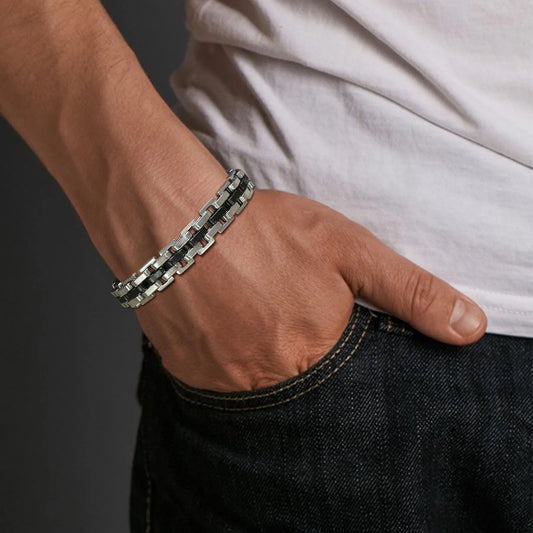 Men’s Stainless Steel Bracelet – Strength and Sophistication
