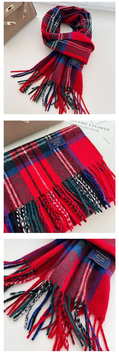 Classic Checkered Scarf with Fringes – Style and Comfort