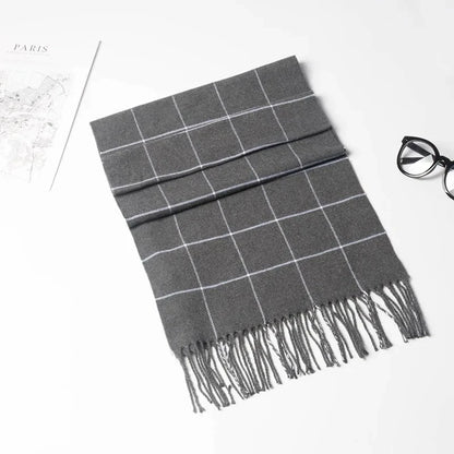 Men’s Checkered Scarf – Stylish with Fringes