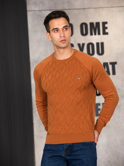 Men’s Diamond Knit Sweater – Subtle Elegance for Cold Days