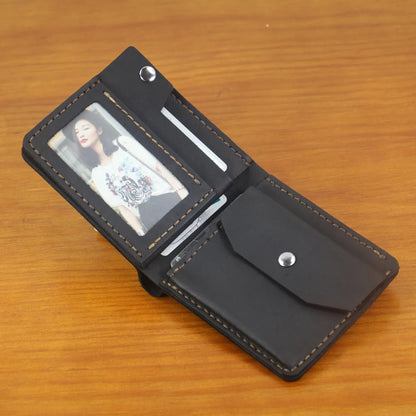 Men’s Wallet – Compact Model with Coin Pocket