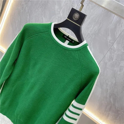 Men’s Slim Fit Knit Sweater – Minimalist Style with a Modern Touch