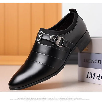 Herren-Slip-On-Abendschuhe – Modernes Schnallendetail