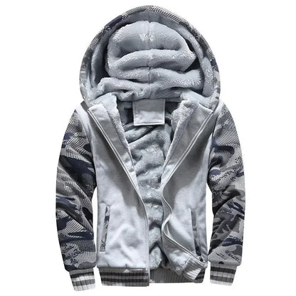 Men’s Fleece-Lined Hoodie with Camouflage Sleeves and Full Insulation