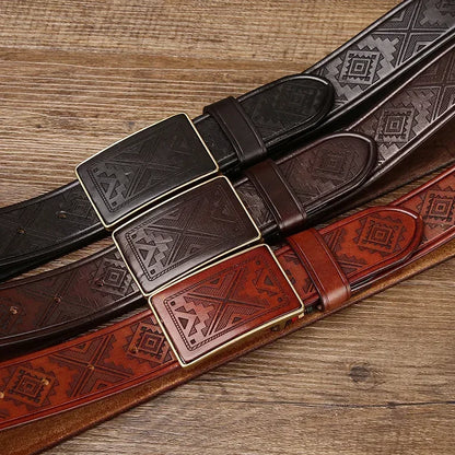 Men’s Leather Belt with Engraved Buckle – Rustic Style