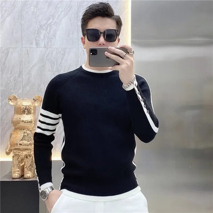 Men’s Slim Fit Knit Sweater – Minimalist Style with a Modern Touch