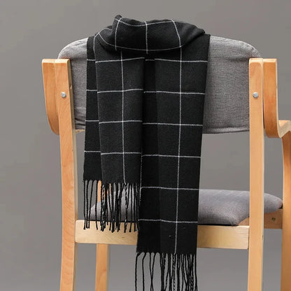 Men’s Checkered Scarf – Stylish with Fringes