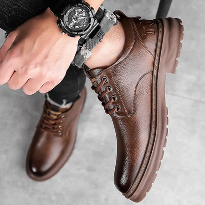 Freizeitschuhe aus Leder für Herren – moderner und vielseitiger Designer