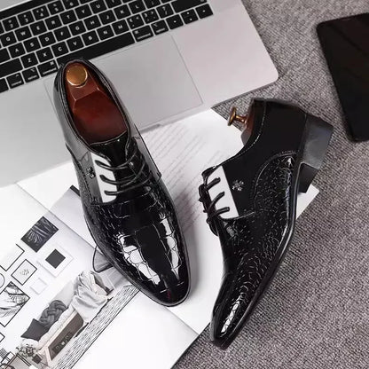 Spitz zulaufende Schuhe in Übergröße – Die neuesten italienischen Oxford-Schuhe für Herren 