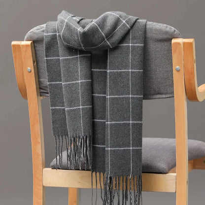 Men’s Checkered Scarf – Stylish with Fringes